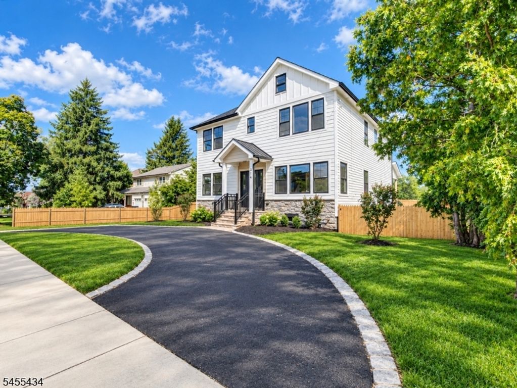 314 Madison Hill Rd, Clark Twp., NJ 07066 — photo 3