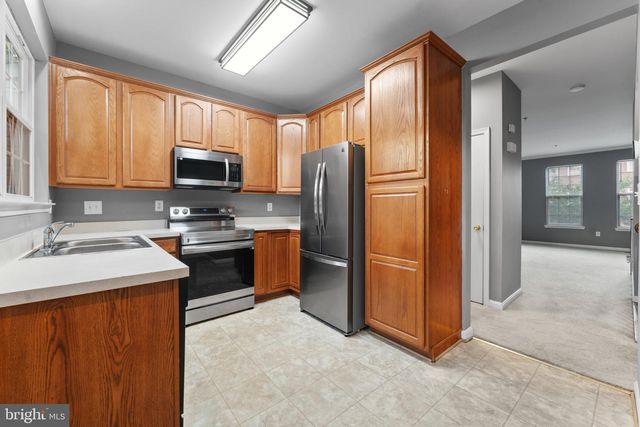 5716 LANIER AVE, Suitland, MD 20746