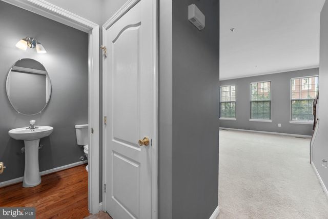 5716 LANIER AVE, Suitland, MD 20746