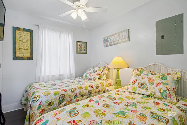 429 Creekview Avenue, Gulf Shores, AL 36542