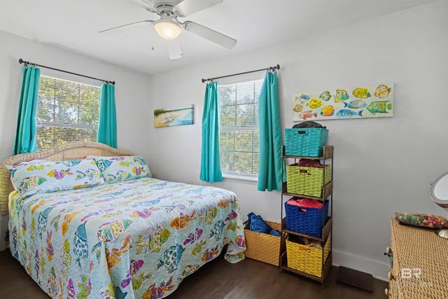 429 Creekview Avenue, Gulf Shores, AL 36542
