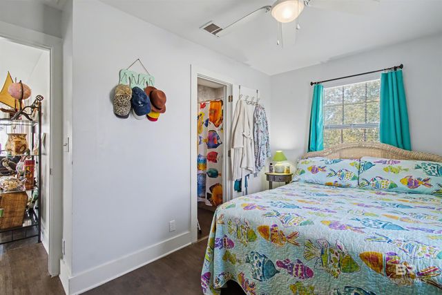 429 Creekview Avenue, Gulf Shores, AL 36542