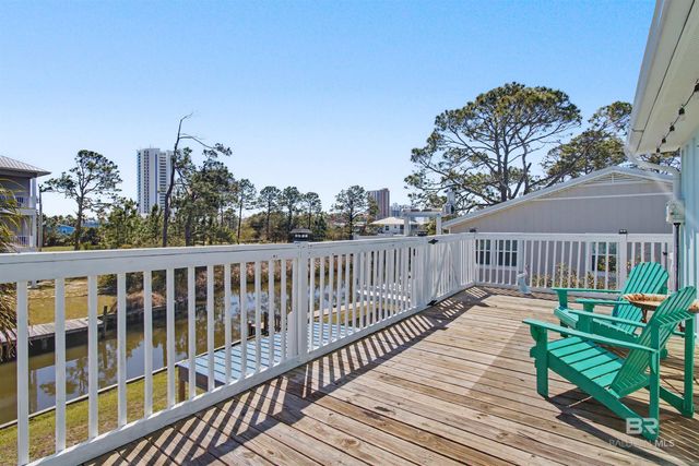 429 Creekview Avenue, Gulf Shores, AL 36542