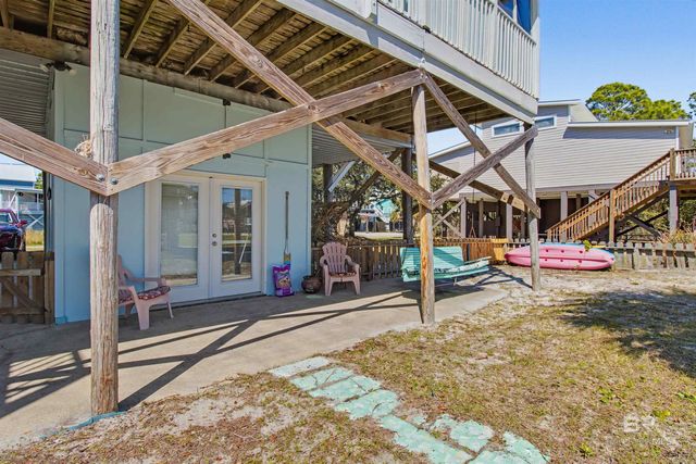 429 Creekview Avenue, Gulf Shores, AL 36542