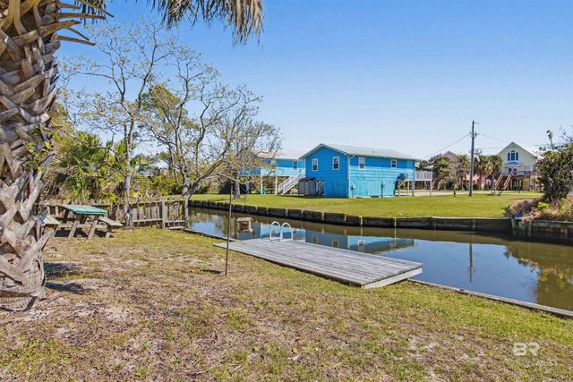 429 Creekview Avenue, Gulf Shores, AL 36542