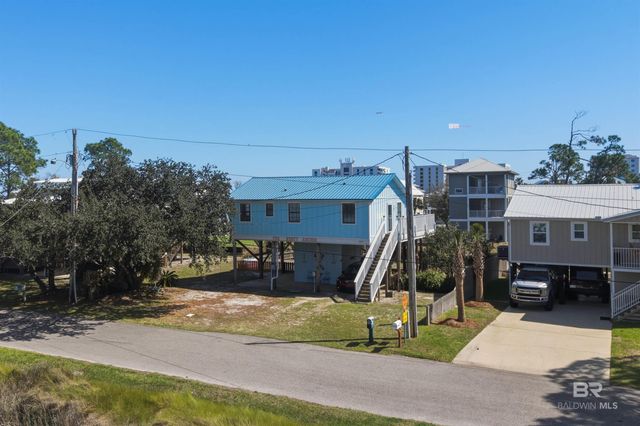 429 Creekview Avenue, Gulf Shores, AL 36542