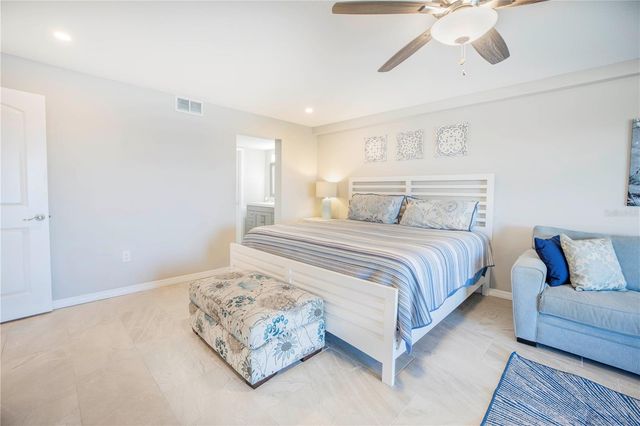 7300 SUN ISLAND DRIVE S 602, South Pasadena, FL 33707