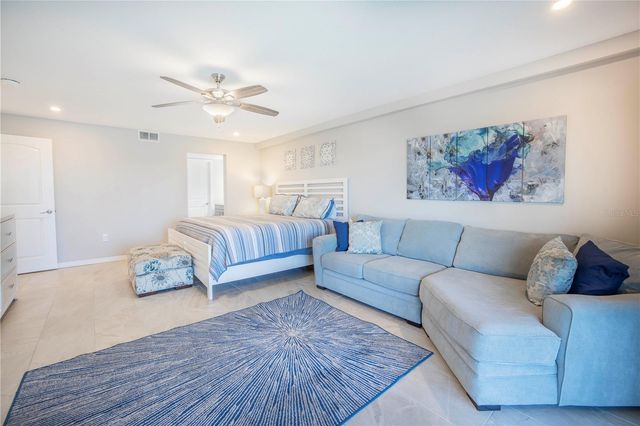 7300 SUN ISLAND DRIVE S 602, South Pasadena, FL 33707