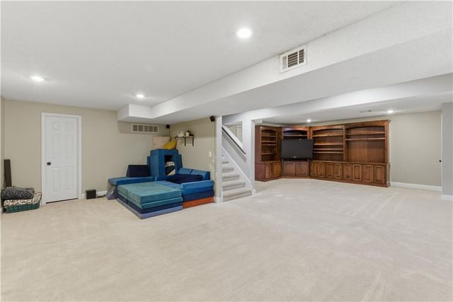 13135 KESSLER Street, Overland Park, KS 66210
