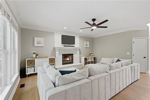 13135 KESSLER Street, Overland Park, KS 66210