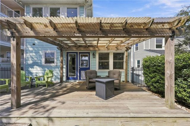 1135 Little Bay AVE, Norfolk, VA 23503