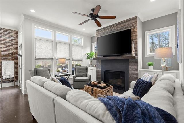 450 Ellis Avenue, Alpharetta, GA 30009