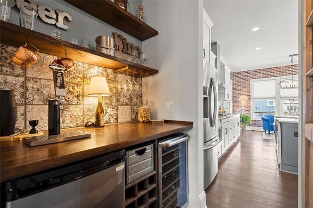 450 Ellis Avenue, Alpharetta, GA 30009