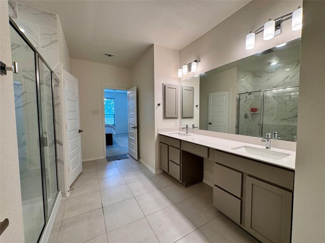 1709 River Plateau DR, Leander, TX 78641
