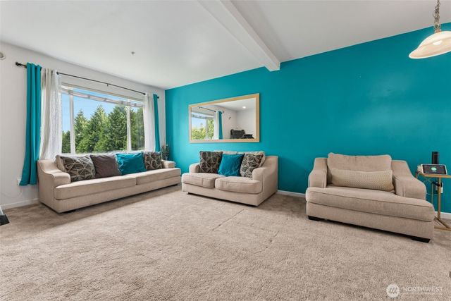 5305 Military Road E #A, Tacoma, WA 98446