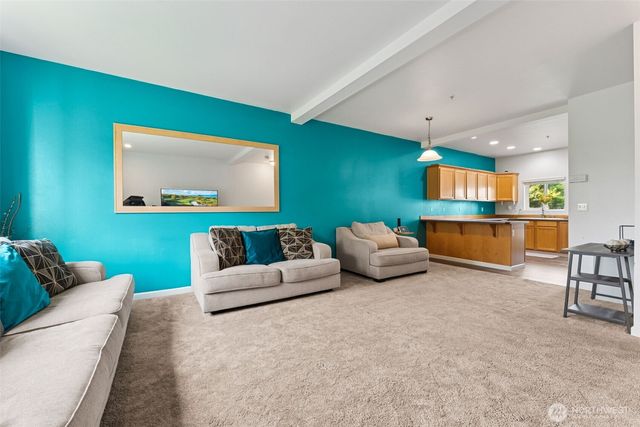 5305 Military Road E #A, Tacoma, WA 98446