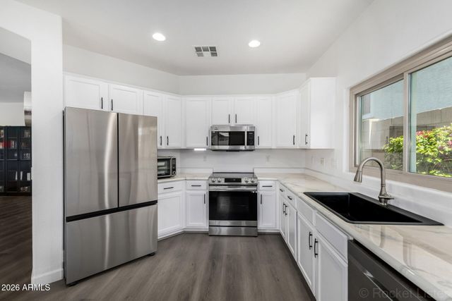 18721 E SWAN Drive, Queen Creek, AZ 85142