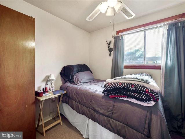 125 RICHARD ST, Martinsburg, WV 25404