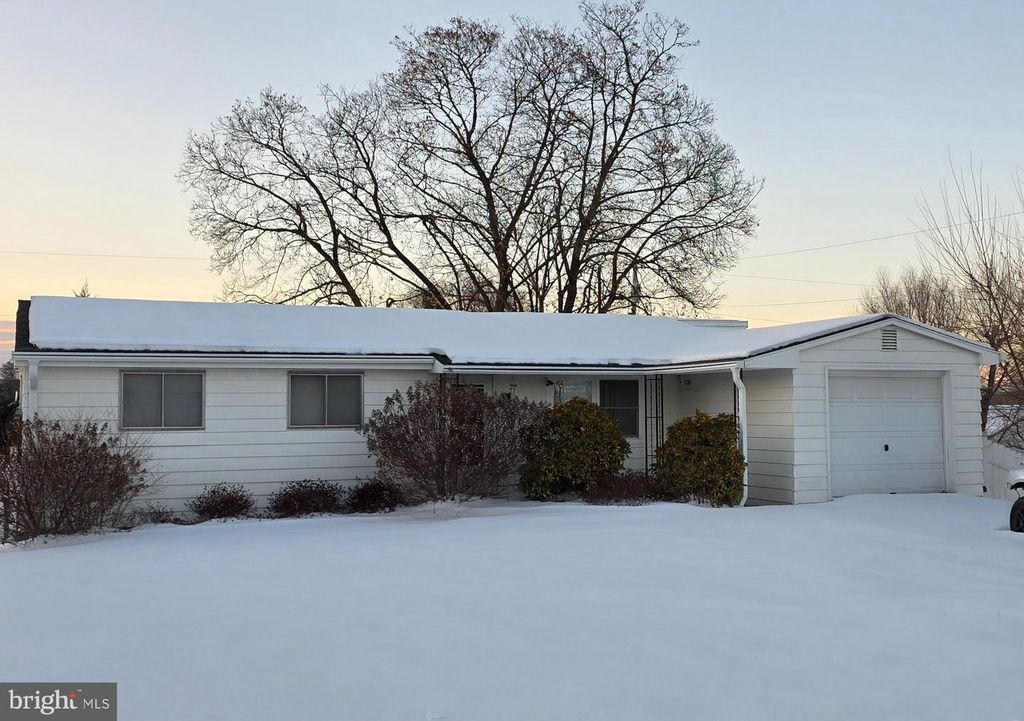 125 RICHARD ST, Martinsburg, WV 25404