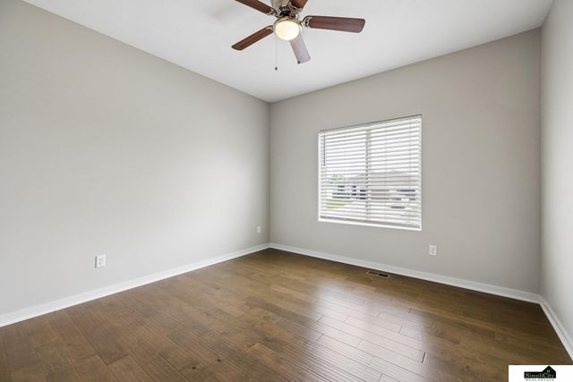 1426 E 9th Street, Hickman, NE 68372
