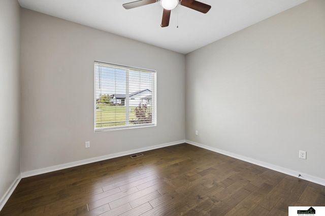 1426 E 9th Street, Hickman, NE 68372