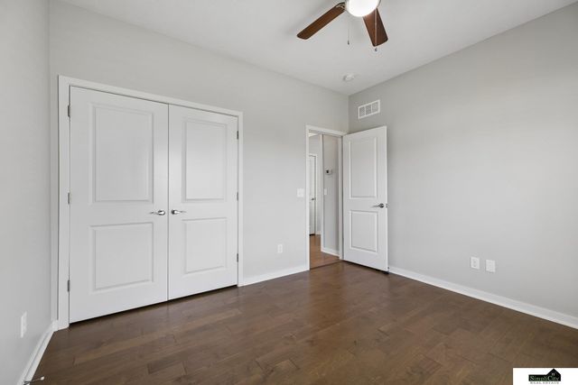 1426 E 9th Street, Hickman, NE 68372