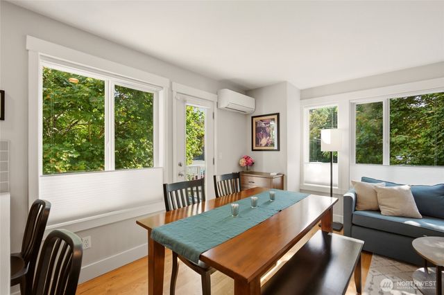 6800 Oswego Place NE, Seattle, WA 98115