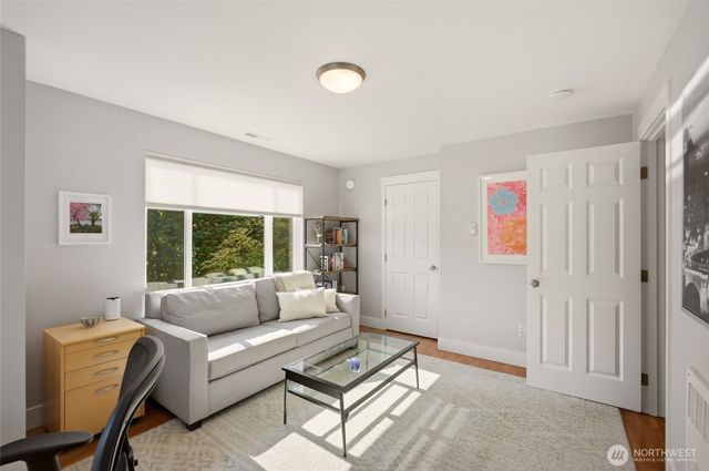6800 Oswego Place NE, Seattle, WA 98115
