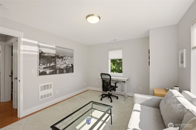 6800 Oswego Place NE, Seattle, WA 98115