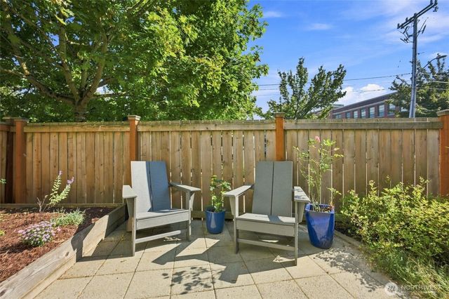 6800 Oswego Place NE, Seattle, WA 98115