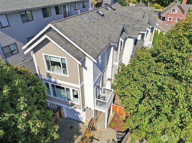 6800 Oswego Place NE, Seattle, WA 98115