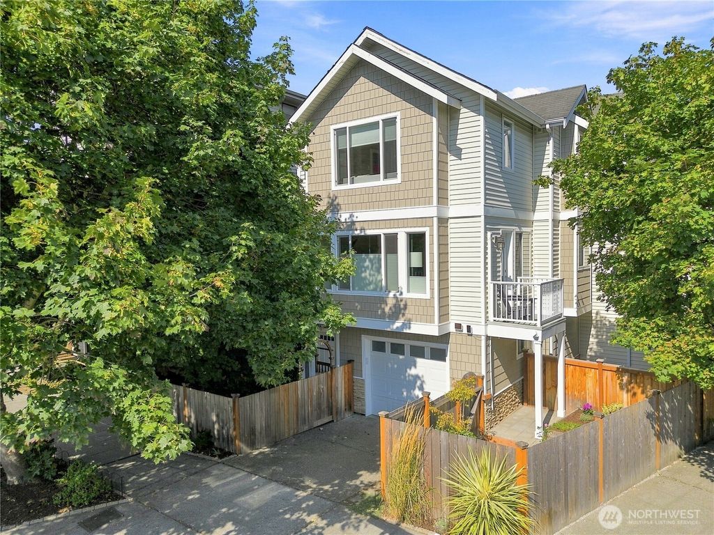 6800 Oswego Place NE, Seattle, WA 98115