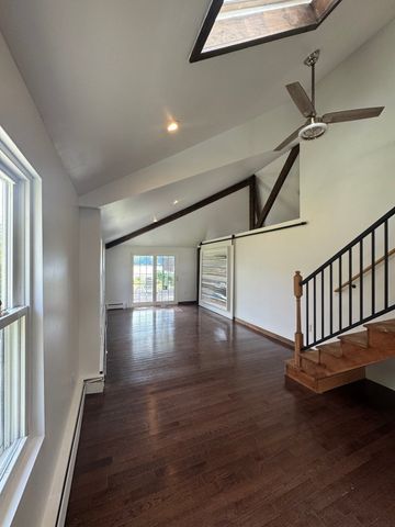 8 Calvin St, Ayer, MA 01432