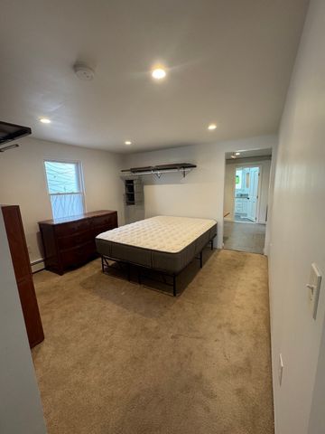 8 Calvin St, Ayer, MA 01432