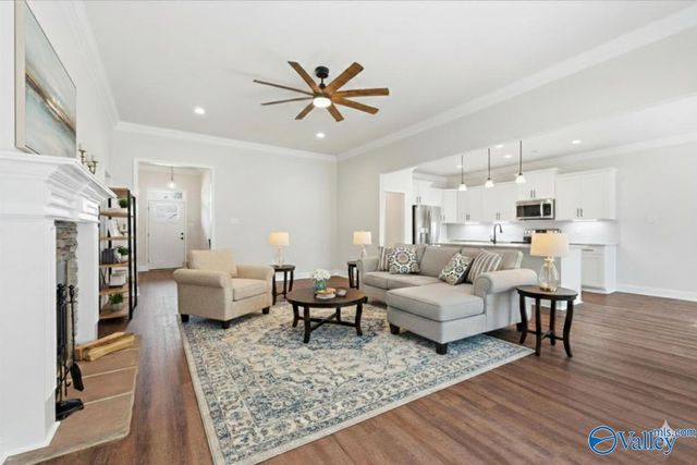 152 Midpark Drive, Meridianville, AL 35759