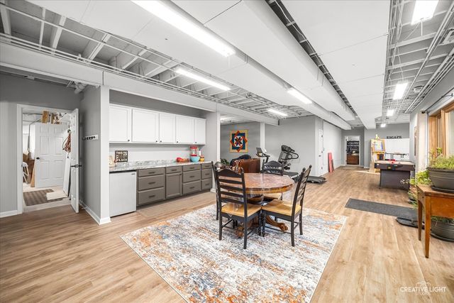 3 Rochester Court, Algonquin, IL 60102