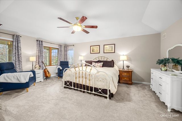 3 Rochester Court, Algonquin, IL 60102