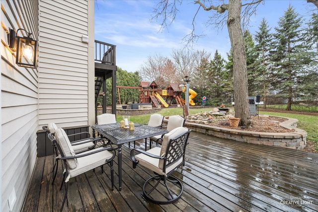 3 Rochester Court, Algonquin, IL 60102