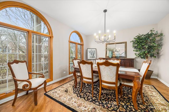 3 Rochester Court, Algonquin, IL 60102