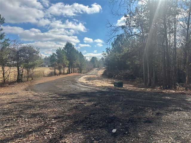 5609 Ashland Farm SW Road, Oxford, GA 30054