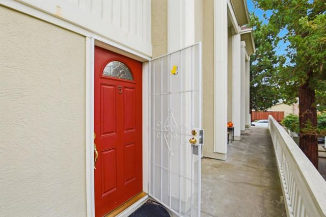 3375 Norton Way 5, Pleasanton, CA 94566