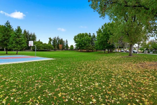 3375 Norton Way 5, Pleasanton, CA 94566