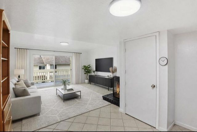 3375 Norton Way 5, Pleasanton, CA 94566