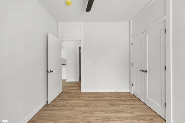 223 Oak Street, Clinton, SC 29325