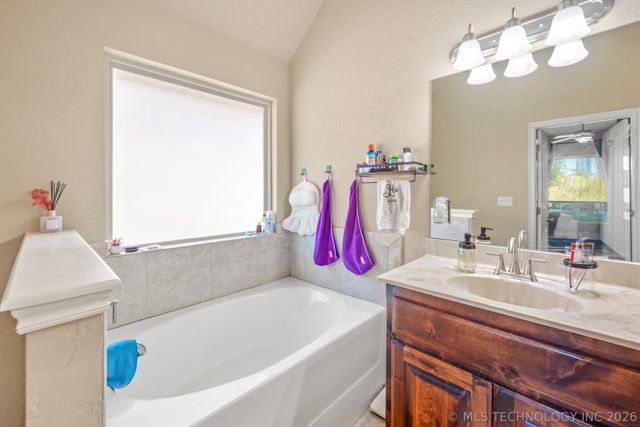 25420 Stonebridge Parkway, Claremore, OK 74019