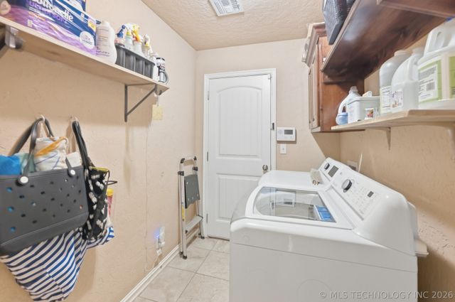 25420 Stonebridge Parkway, Claremore, OK 74019