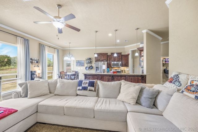 25420 Stonebridge Parkway, Claremore, OK 74019