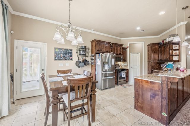 25420 Stonebridge Parkway, Claremore, OK 74019