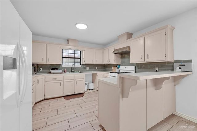 503 Shea Drive, Alamo, TX 78516