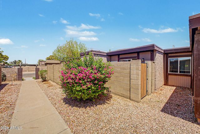 1827 E KIRKLAND Lane A, Tempe, AZ 85281
